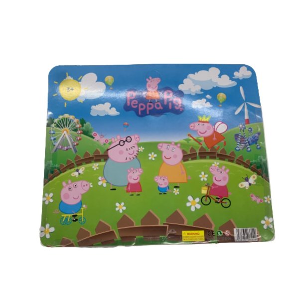 peppa pig assorted figurines (2)