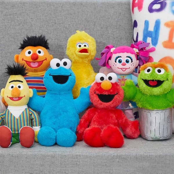 sesame street friends 8 inch elmo sustainable plush stuffed animal5