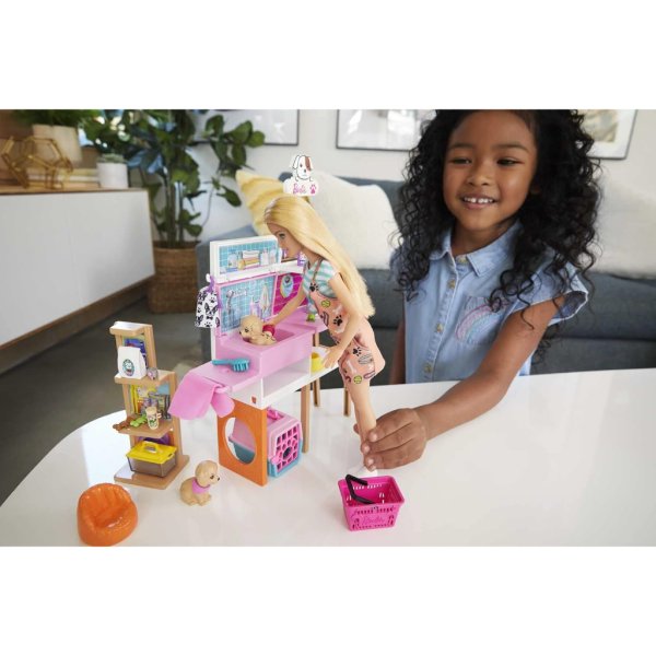 barbie doll and playset, pet boutique with 4 pets2