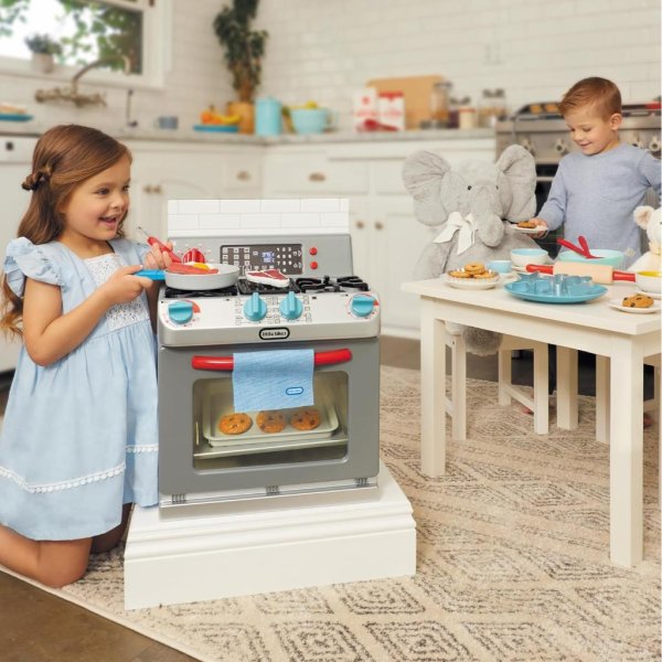 little tikes first oven, realistic pretend play appliance for kids 2