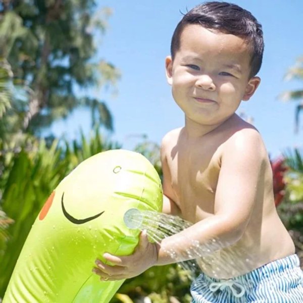 intex dinosaur spray pool (4)
