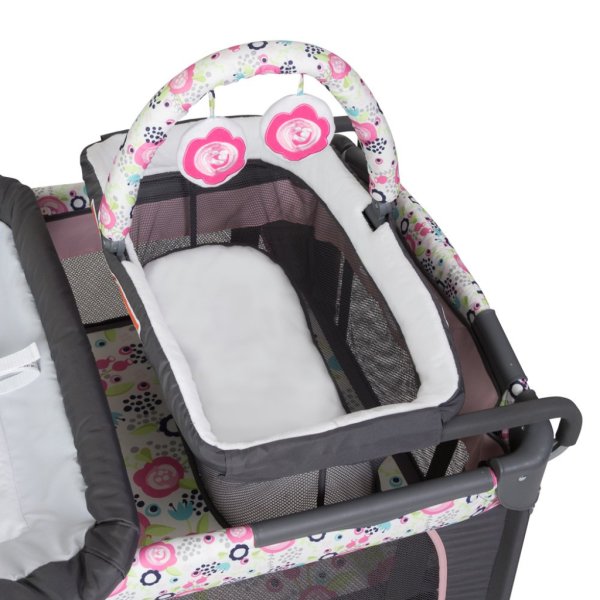 lil snooze deluxe nursery center flora4