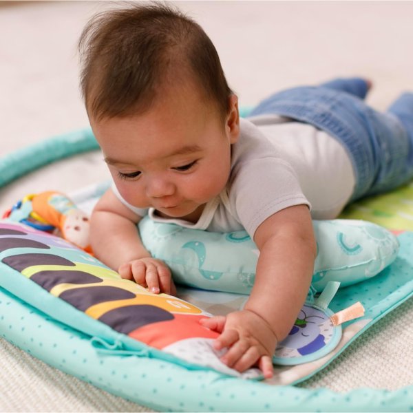 infantino kick 'n keys 7 in 1 musical piano activity gym with seat positioner5
