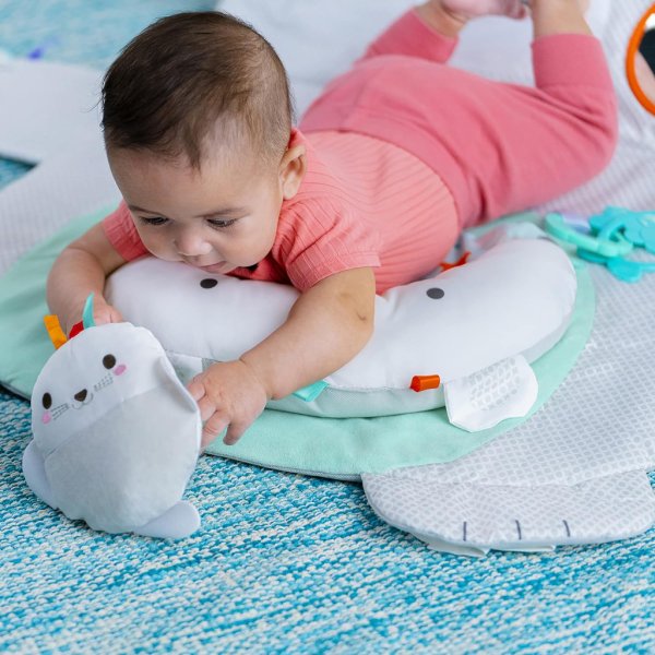 bright starts tummy time prop & play baby activity mat polar bear 35 x 29.5 in5