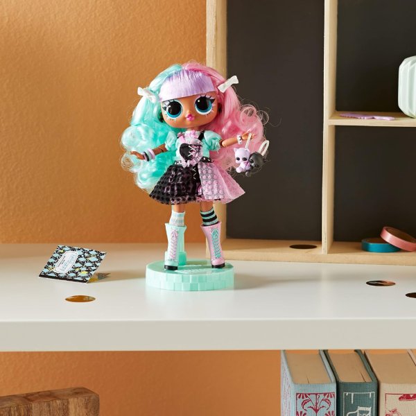 l.o.l. surprise! tweens series 2 fashion doll lexi3