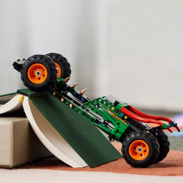 lego technic monster jam dragon 2in1 monster truck toy 421493