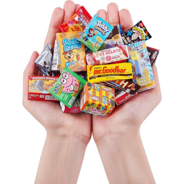 5 surprise mini brands series 3 collector's case store & display 30 minis with 5 exclusive minis by zuru6