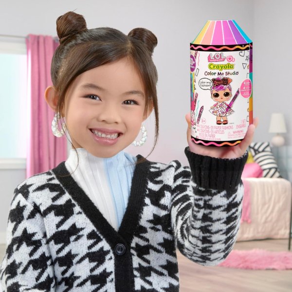 lol surprise loves crayola color me studio with collectible doll10