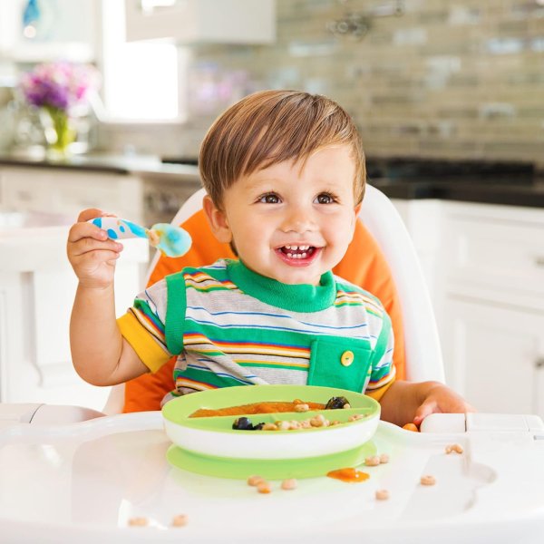 munchkin® stay put™ divided suction toddler plates, blue:green7
