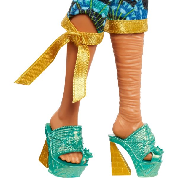 monster high monster fest doll, cleo de nile with glam outfit & festival themed (4)