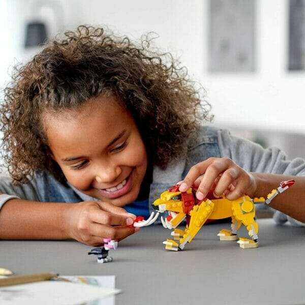lego wild lion 31112 building set (5)