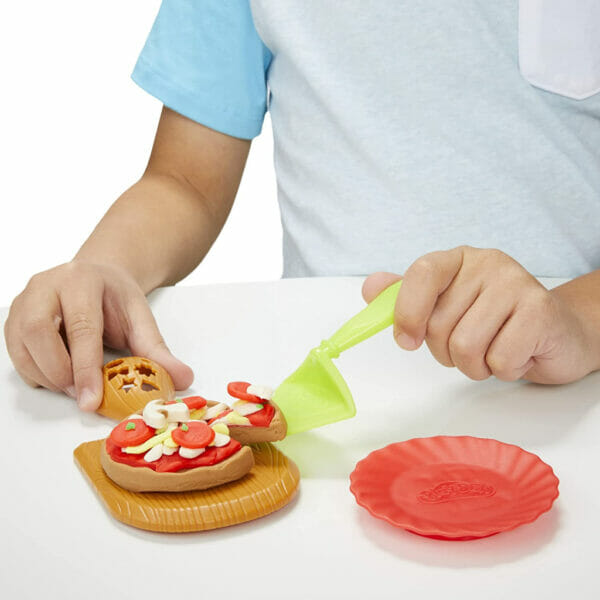 play doh kitchen creations pizza oven playset (9)