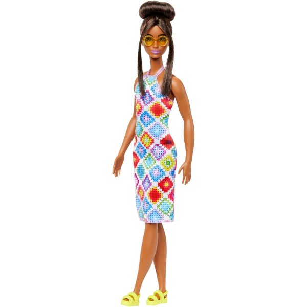 barbie fashionistas doll #210 with bun and crochet halter dress2