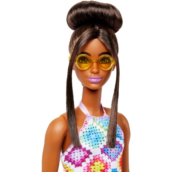 barbie fashionistas doll #210 with bun and crochet halter dress4
