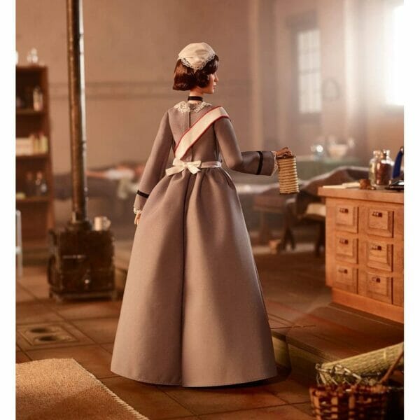 barbie inspiring women series florence nightingale5