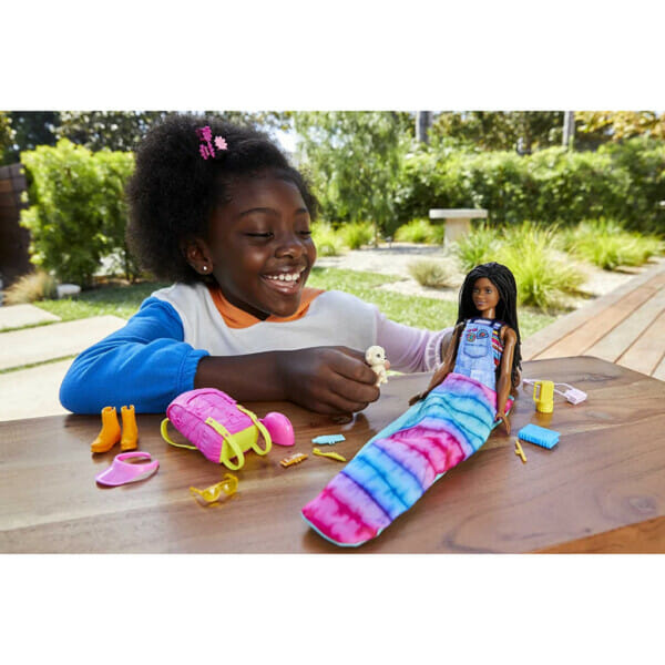 barbie it takes two “malibu” camping doll dark hair5