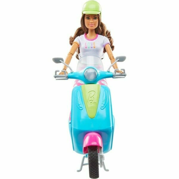 barbie travel playset with fashionistas travel doll (11.5 in brunette) (2)