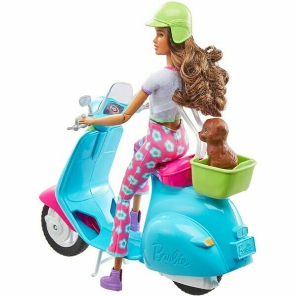 barbie travel playset with fashionistas travel doll (11.5 in brunette) (4)