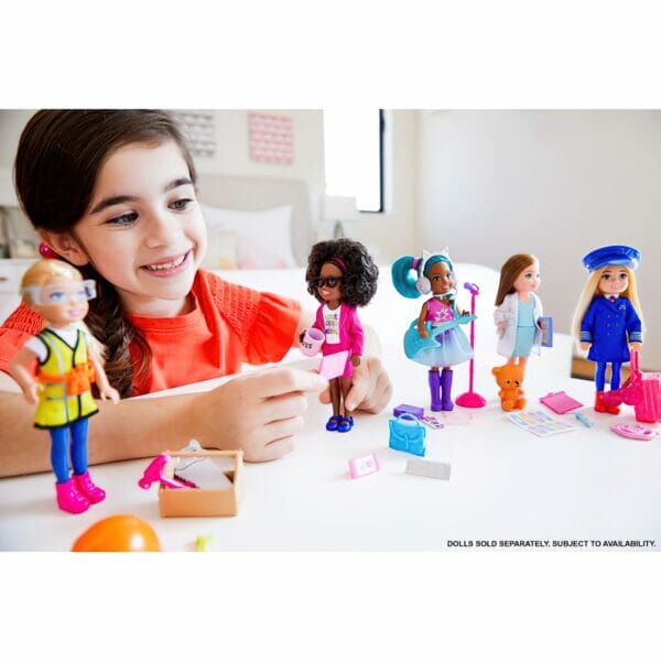 arbie® chelsea® can be career doll with career themed outfit2