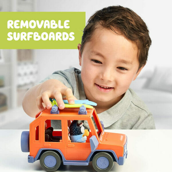bluey heeler 4wd family vehicle four 2.5 3 figures & 1 car play vehicle