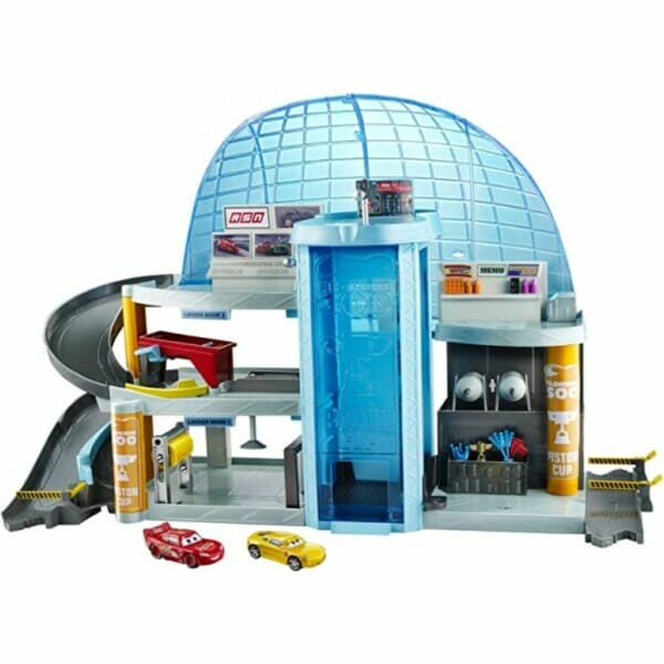 disney pixar cars 3 florida speedway mega garage1
