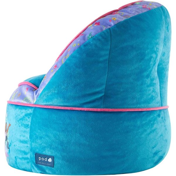 idea nuova disney encanto madrigal family blue round bean bag chair2