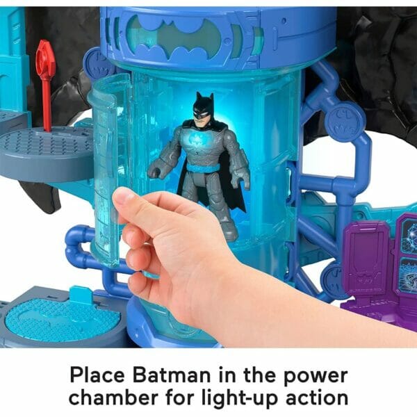 fisher price imaginext dc super friends bat tech batcave2