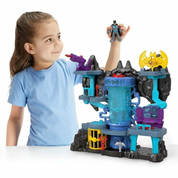 fisher price imaginext dc super friends bat tech batcave6