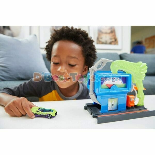 hot wheels downtown toxic fuel stop, play set9
