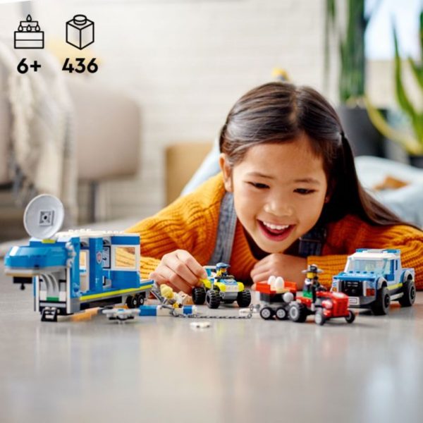 lego city police mobile command truck 60315 building set (1)