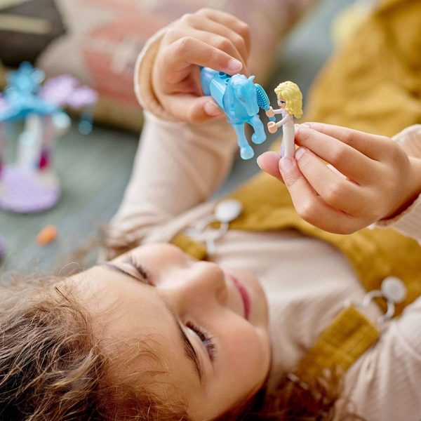 lego disney princess elsa and the nokk’s ice stable (6)