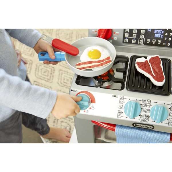 little tikes first oven, realistic pretend play appliance for kids 5