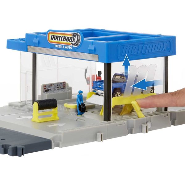matchbox action drivers matchbox auto shop playset with 1 matchbox chevy silverado, moving parts & figures, toy for kids 3 years old & up (5)