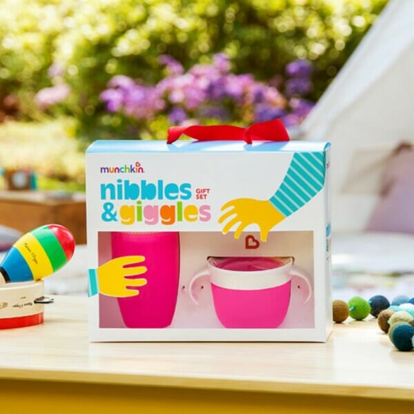 nibbles & giggles gift set pink 2