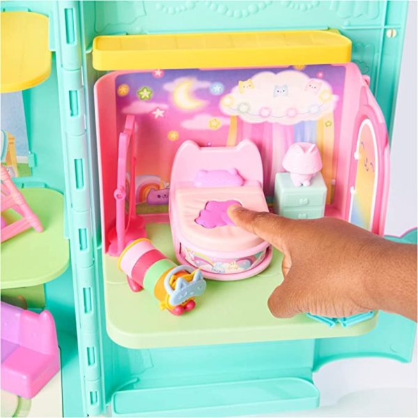 gabby's dollhouse, sweet dreams bedroom with pillow cat figure and 3 accessories, 3 furniture and 2 deliveries (1)