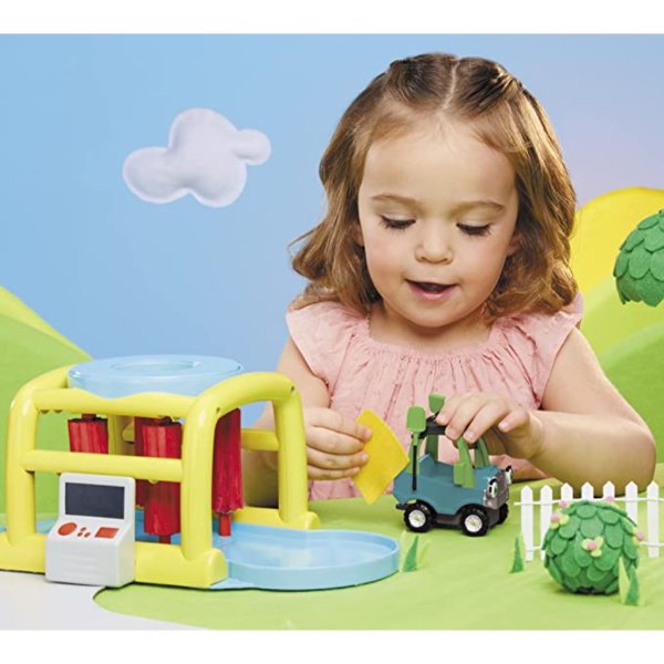 let's go cozy coupe color change carwash with push and play vehicle (3)