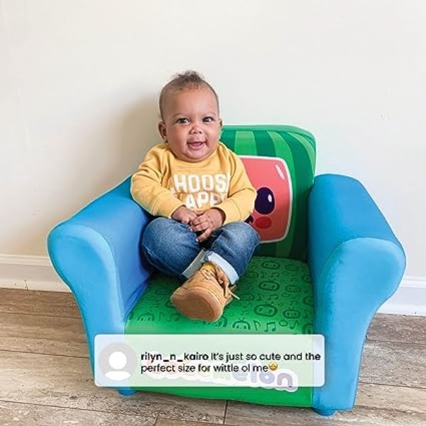 delta children upholstered chair, wood cocomelon (5)