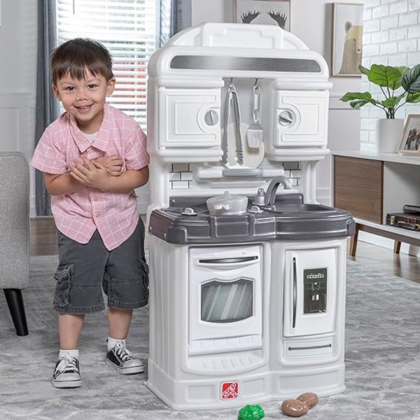 step 2 quaint kitchen (white) (2)