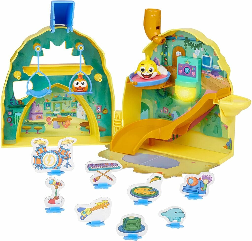 WowWee Baby Shark s Big Show Shark House Playset Lights and