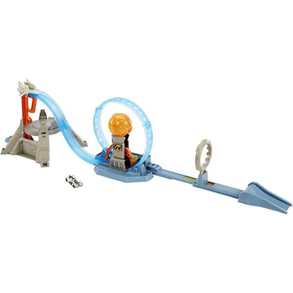 disney pixar lightyear hot wheels character cars buzz lightyear hyper loop challenge playset 1