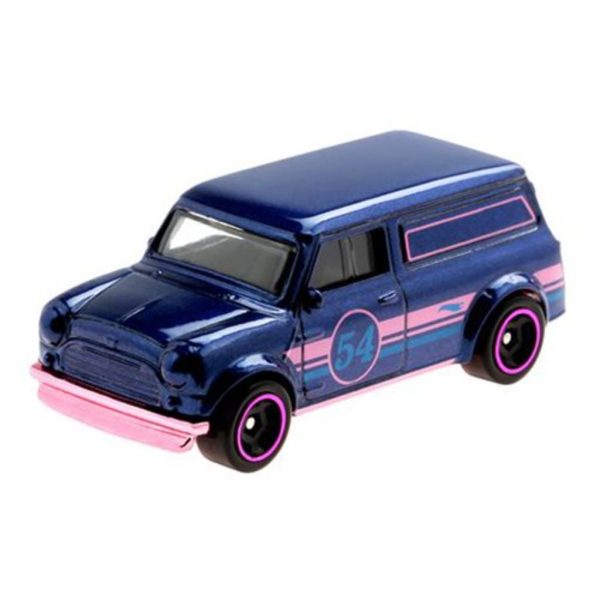 hot wheels pearl and chrome 54th anniversary edition '67 austin mini van1