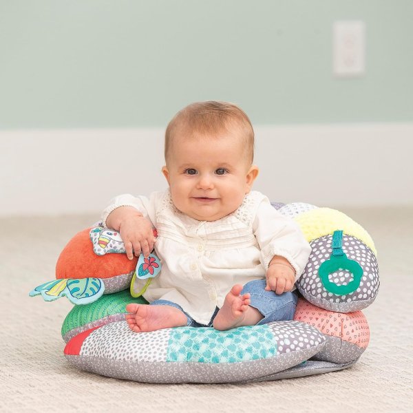 infantino 2 in 1 tummy time & seated support pillow1